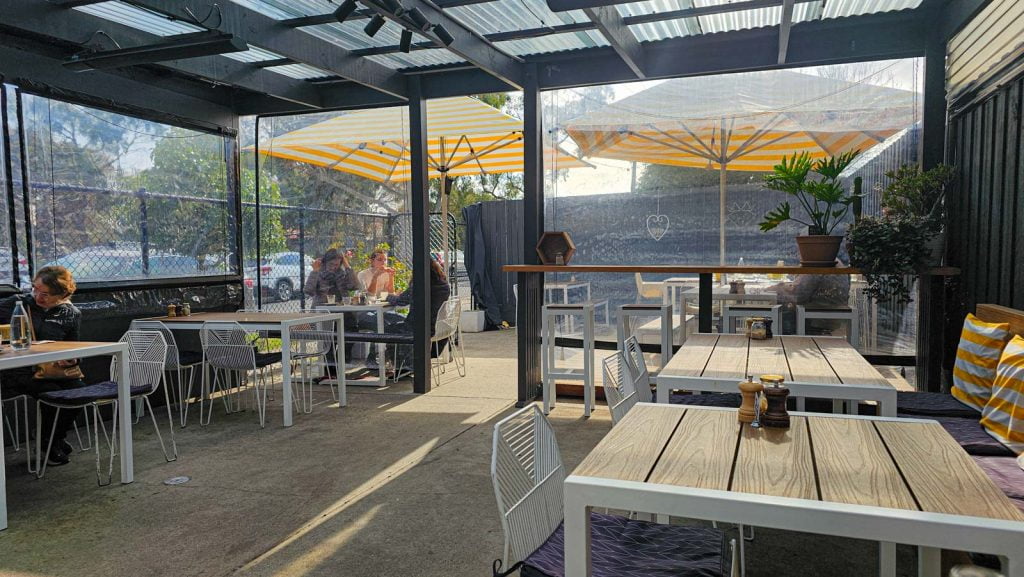 Conrnerstote & Co cafe with covered Dog-Friendly courtyard