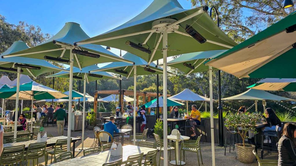 Studley Park Boathouse outdoor dining area