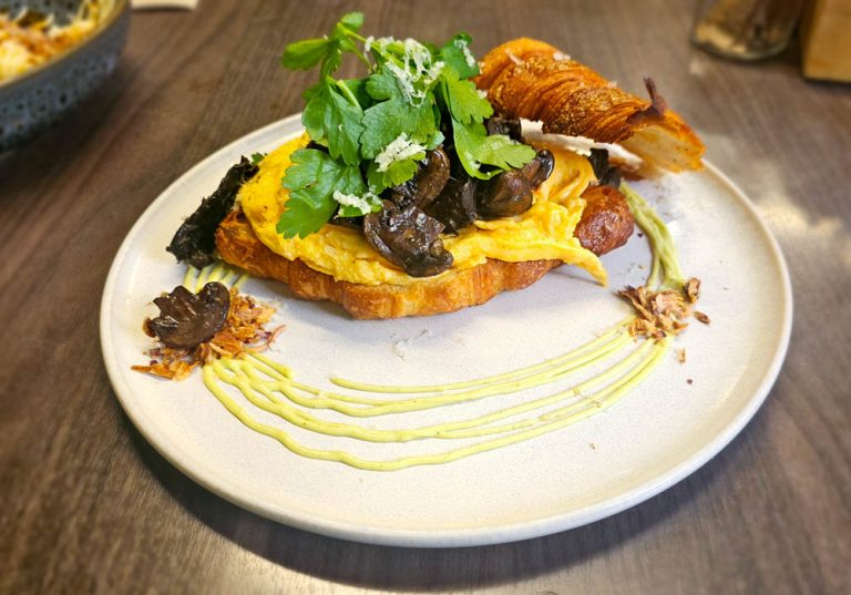 peacock cafe mushrooms south yarra 768x537